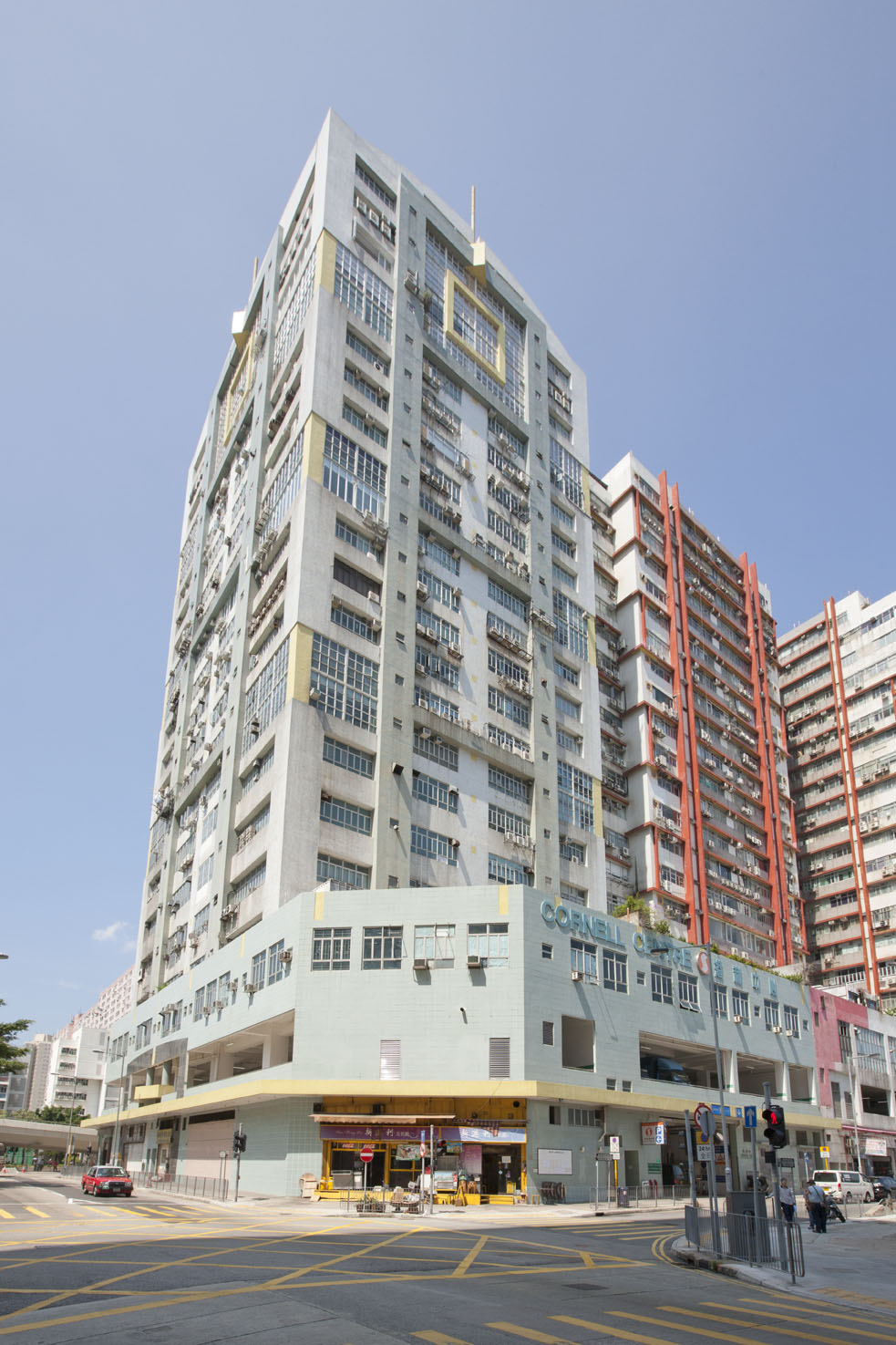 Property gallery image 1