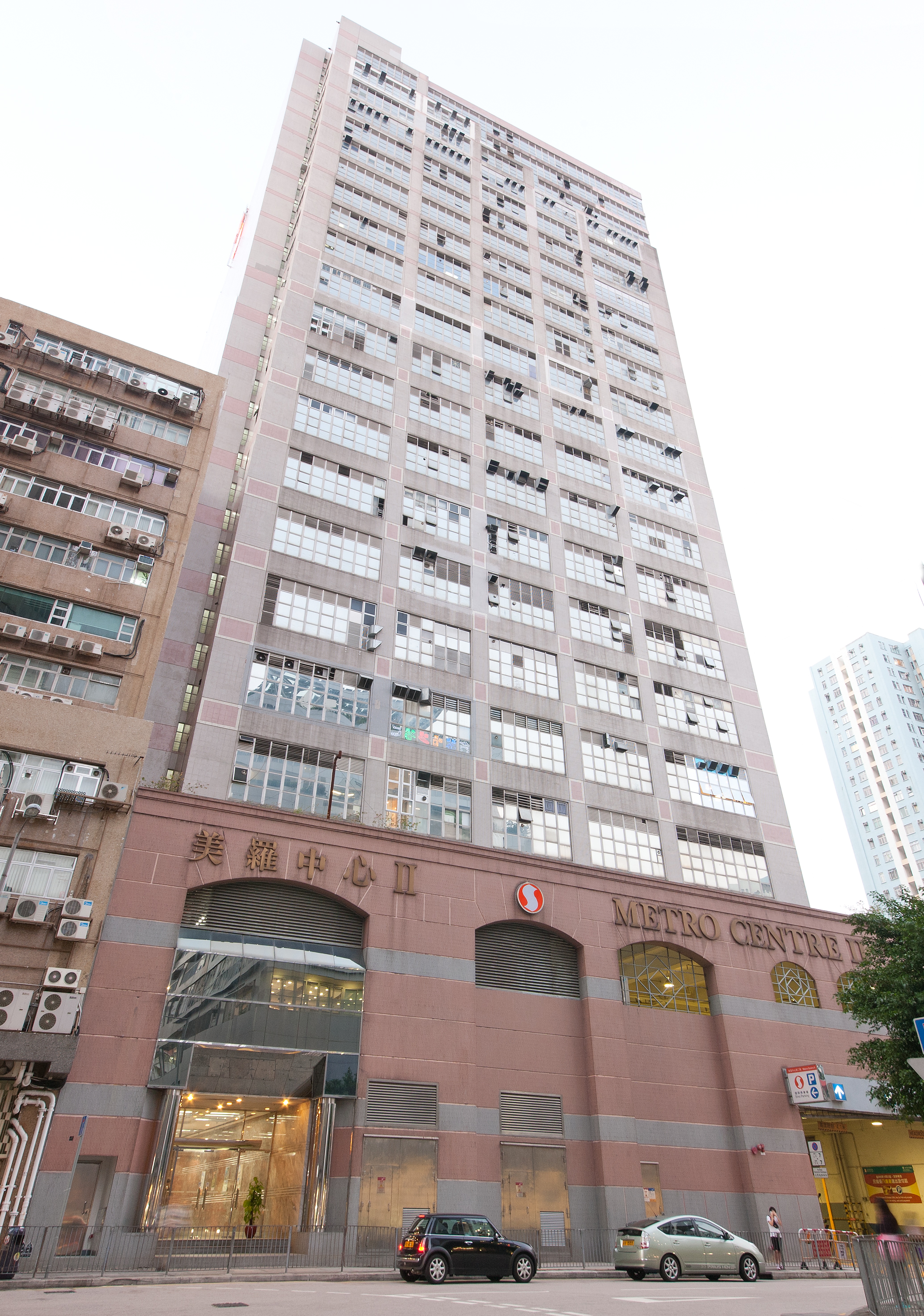 Property gallery image 1