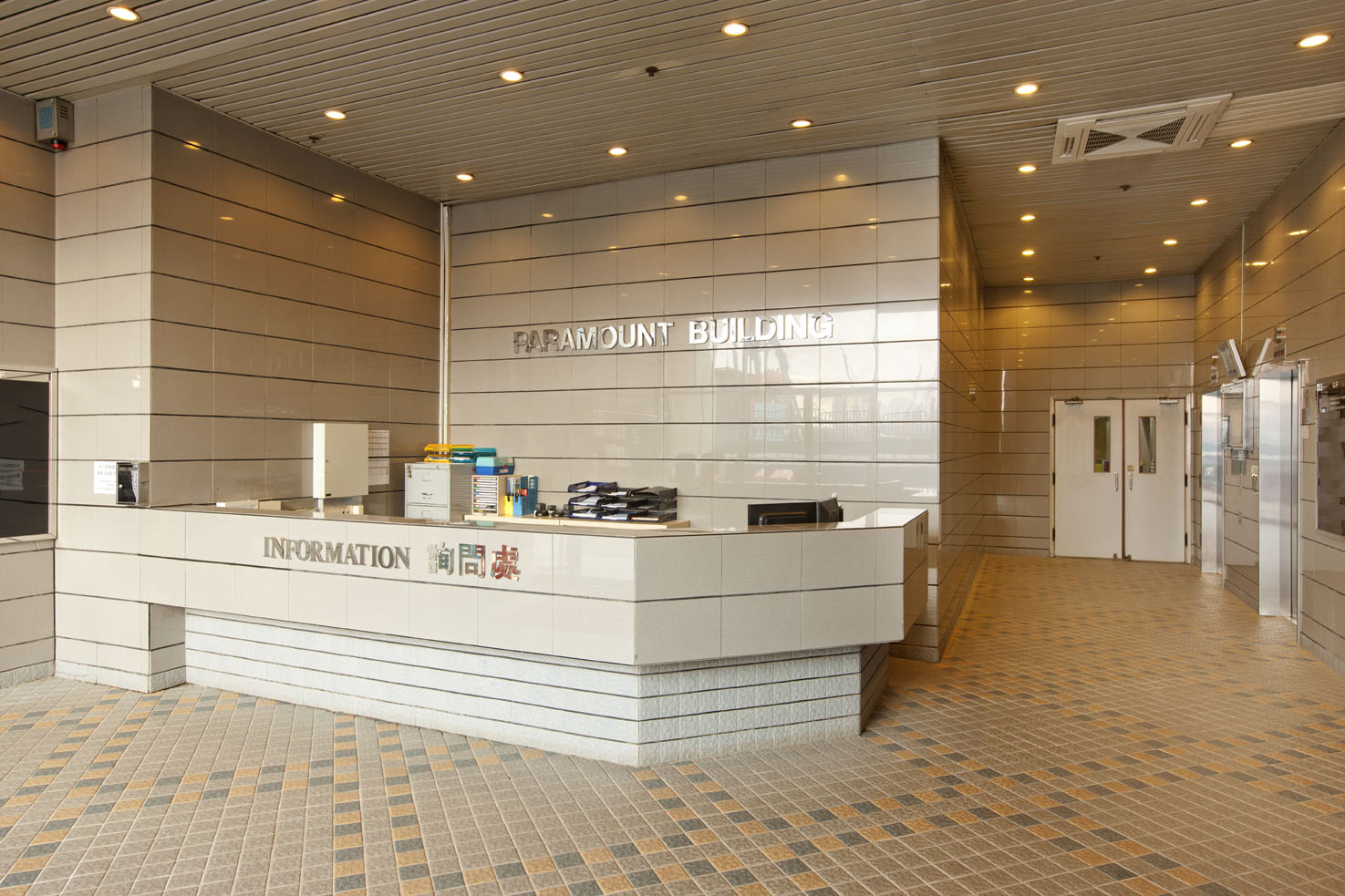 Property gallery image 1