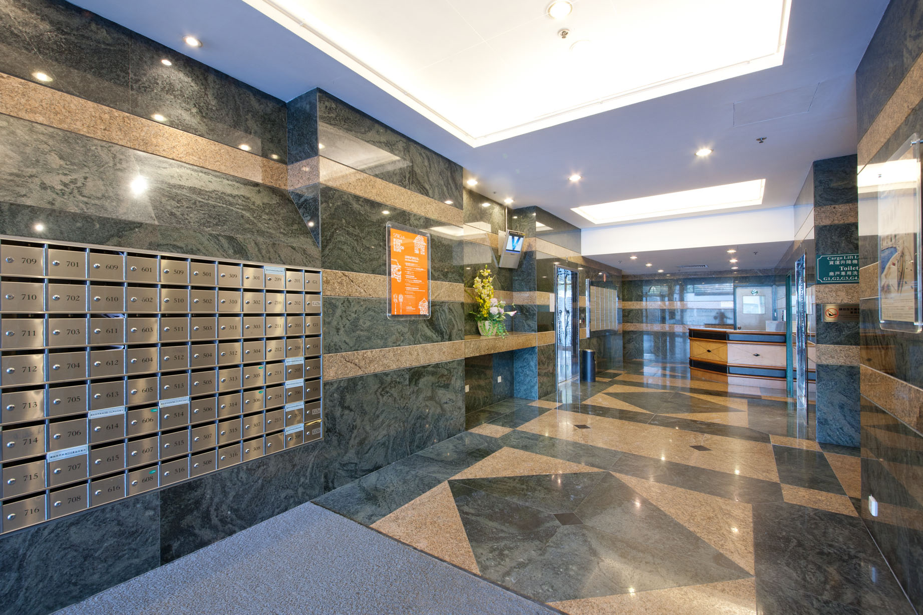 Property gallery image 1